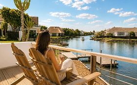 Canal Guest House - Waterfront Boutique B&B